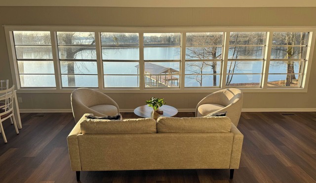 Weiss Choice - NEW RENTAL -charming lake house with stunning views