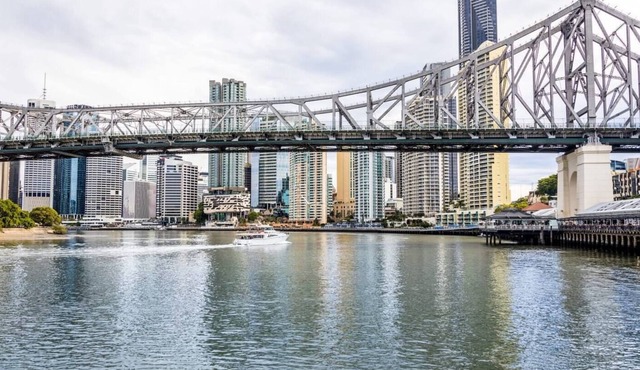 Welcome to our stunning 5-bed, 2-bath property in the beautiful Winston Hills!