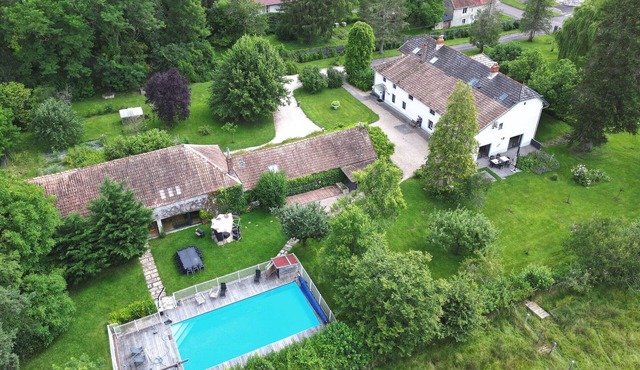 Welcoming lodge perfect for hikers with pets allowed