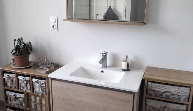 Welcome at the farm. Listed tourist village, nearby leisure center.