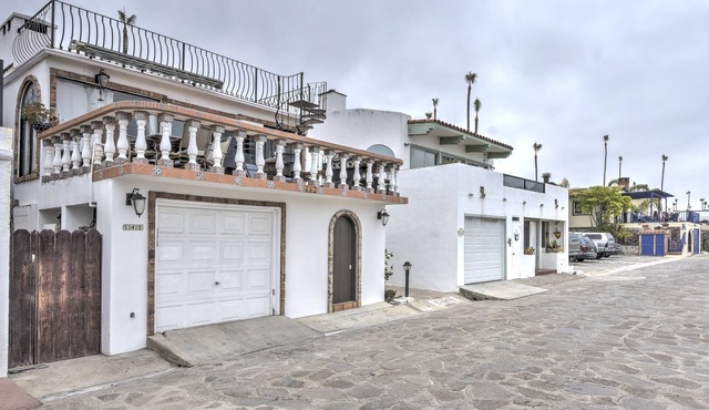 Welcome/Bienvenidos to our slice of paradise