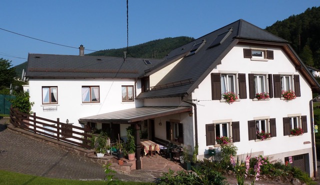 Welcome ChezBrigite - Self-contained flat for 4 people