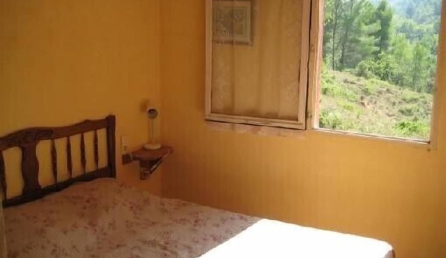 WELCOME. COTTAGE 4 pers of OCRES Quiet pool WIFI, animal & hiking weekend ok