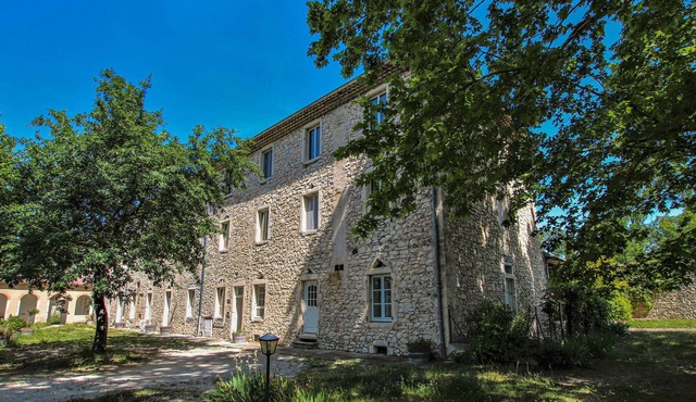 Welcome to the south of the Drôme Provençale!