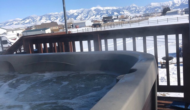 Welcome HOME to Saddleview by BZN, a rare find! , 5 star reviews: “Clean, Cozy”