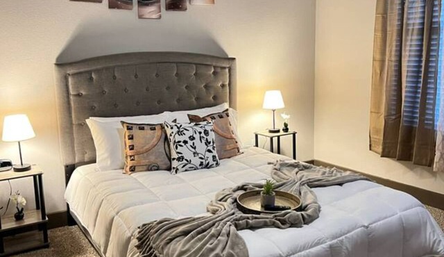 Welcome, kick back and relax in this calm stylish luxury unit!