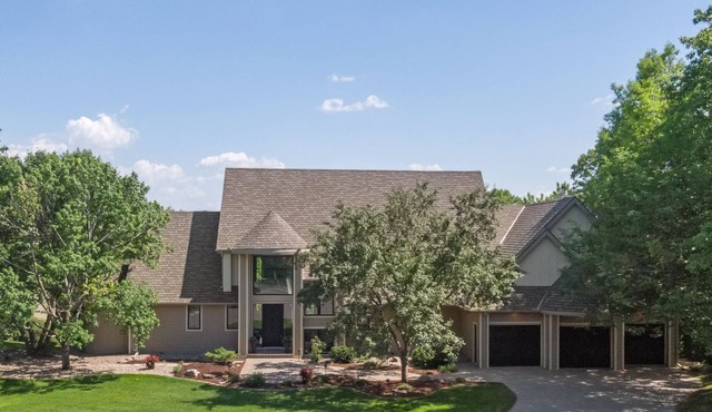 Welcome Oakland Place -- 6800 sq ft sleeps 24+