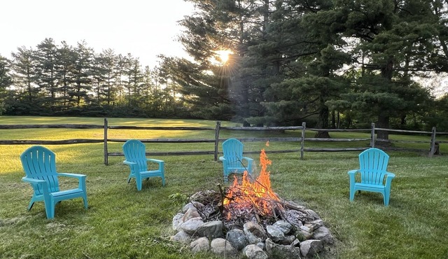 Welcome Race Fans! - Oversize Parking - Firepit - Mural - West Indy - Brownsburg