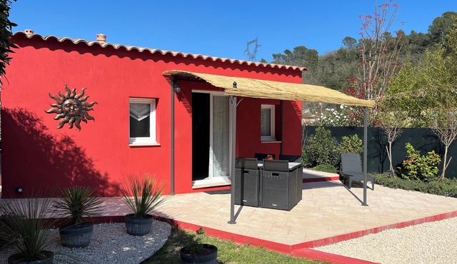 WELCOME TO "LOU PARADOU" NEW HOUSE FOR 4 PEOPLE IN PROVENCE VERTE