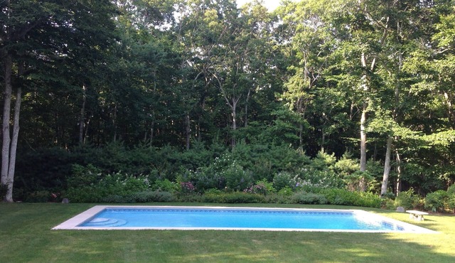 Welcome to a Beautiful 4 bd 4.5 bth located in a secluded area of Southampton.