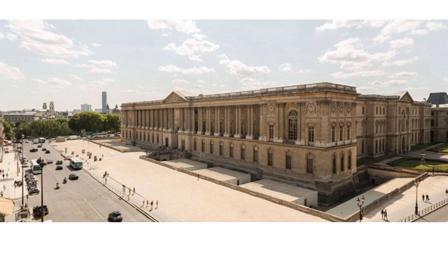Welcome to a glorious top floor Paris apt opposite the Louvre!