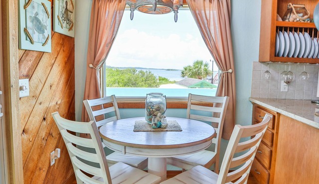 WELCOME TO A PARADISE GETAWAY IN WEEKI WACHEE FLORIDA
