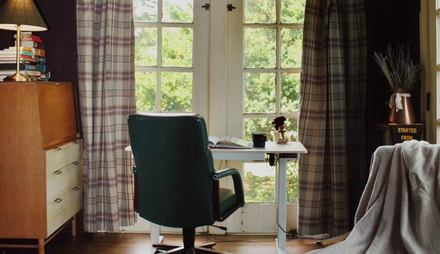 Welcome to A Scholarly Retreat, just a stroll from campus