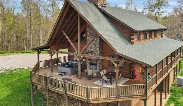 Welcome to Arrow Ridge Lodge