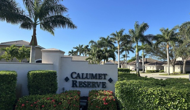 Welcome to Calumet Reserve, Lely Resort. Perfect for escaping the winter months.