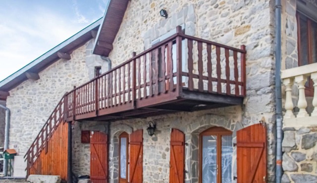 Welcome to Chanaz ? an exceptional house for your family vacation.