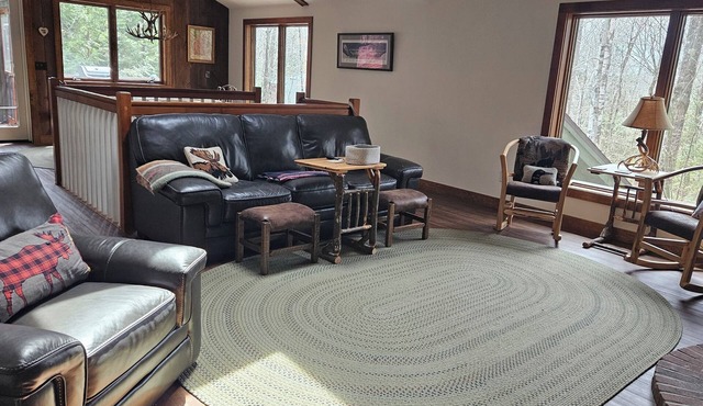 Welcome to Chez Bandito! Cozy 3-bedroom house in tranquil Grantham.