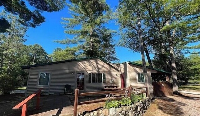 Welcome to Cottage 1 at Heart Lake Resort!
