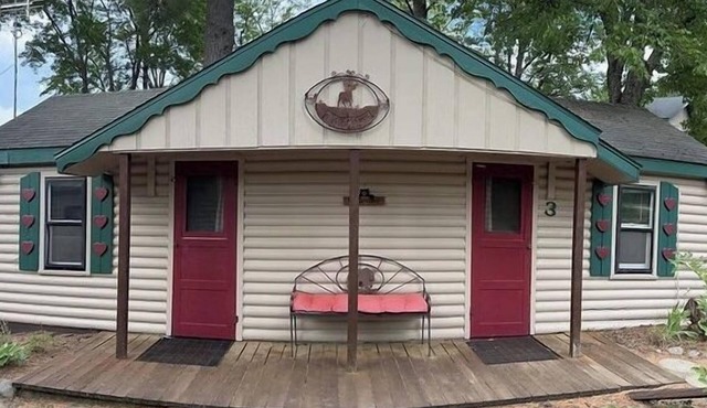 Welcome to Cottage 3 at Heart Lake Resort!