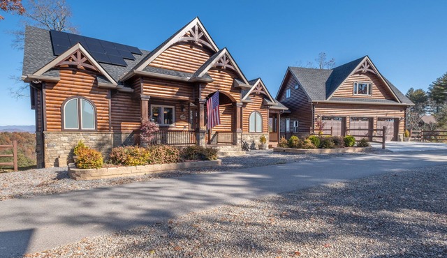 Welcome to Crisp Mountain Lodge!