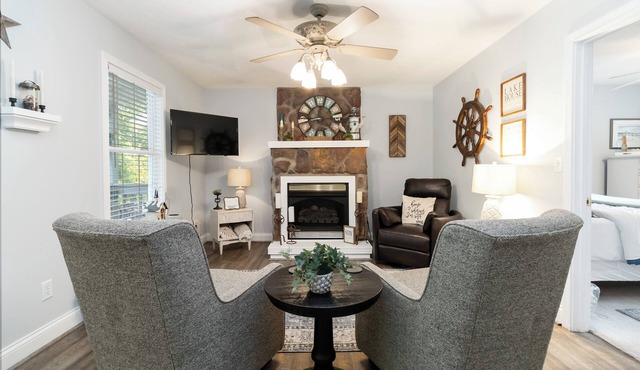 Welcome to Forest Lakehouse at Lake Cumberland – Your Ideal Cabin Retreat!