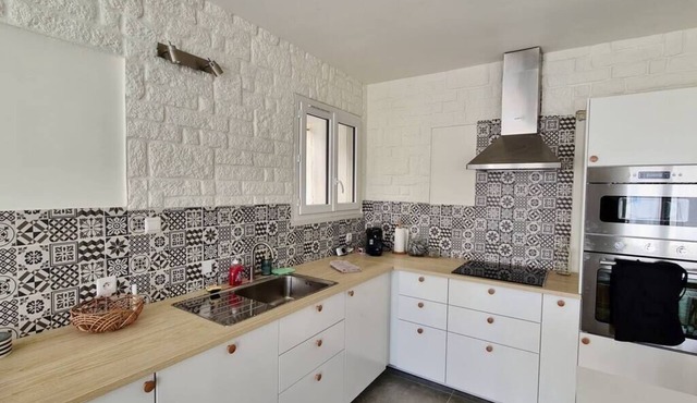 Welcome to Lou Destre! Fully air-conditioned village house for up to 6 people.