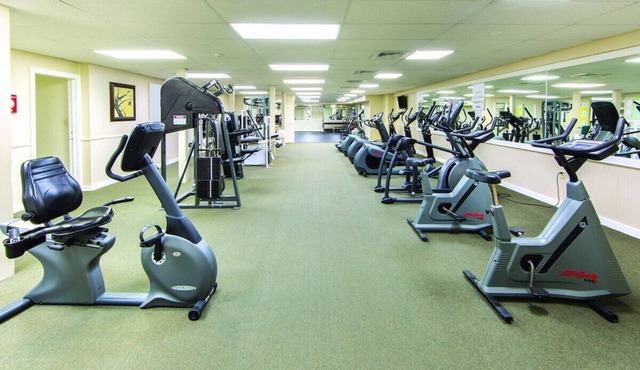 Welcome to Holiday Inn Club Vacations Oak 'n Spruce Resort, South Lee, MA