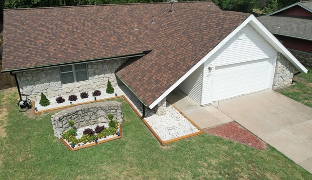 Welcome to Innovators Home Tulsa Fenced Backyard Pets Welcome!