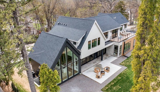 Welcome to LakeHus - Luxury Urban Lake Home on coveted Lake Minnewashta