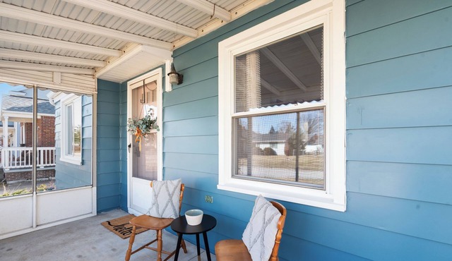 Welcome to Lakeside Magnolia Cottage