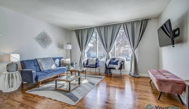 Welcome to Lovely Lake Huron