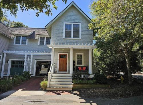Welcome to Mahi Mahi on Bald Head Island!