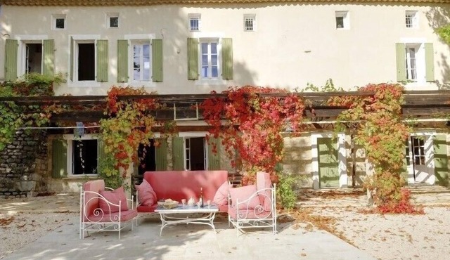 Welcome to Mas Cabanne, where tranquillity meets traditional French elegance.