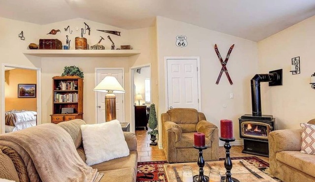 Welcome to Mountain Air. A Cozy Cabin in the Woods!