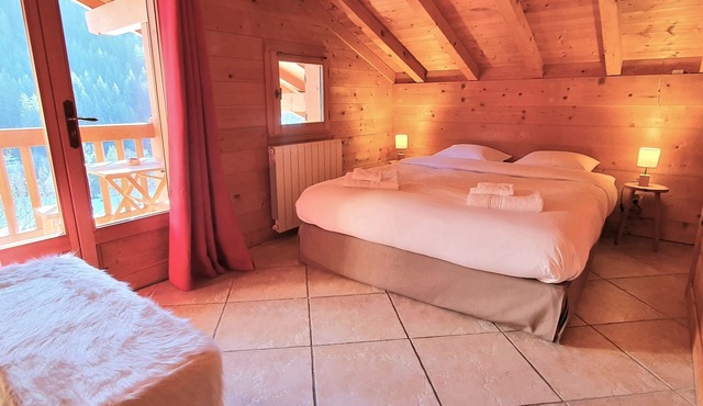 Welcome to our chalet! Apartment Les Sitelles*