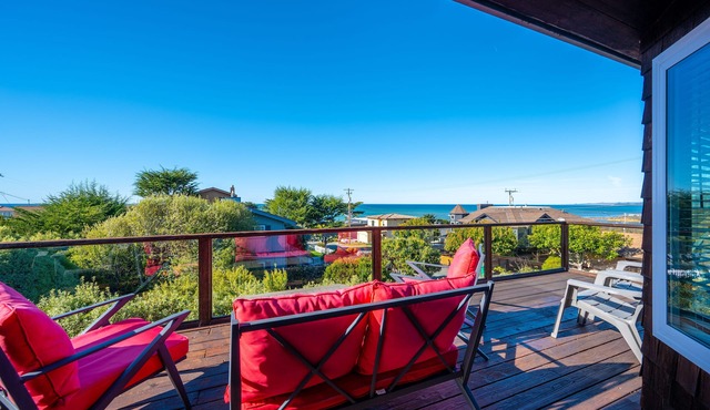 Welcome to 'Ocean Oasis' Located on Park Hill in Cambria!