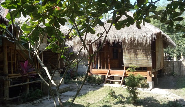 Welcome to Our Bungalows In Kuta LR 12