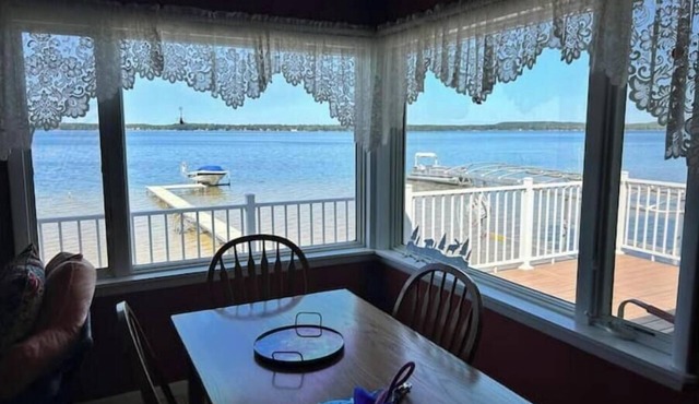 Welcome to our lake front retreat!