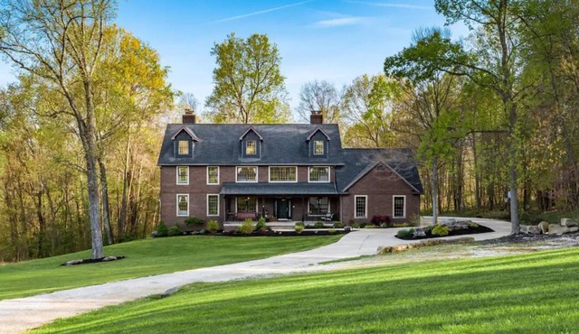 Welcome to our Secluded Retreat Home, near Salt Fork State Park, Cambridge, Ohio