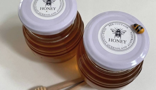 Welcome to our serenity in the Gold Coast which is "Bee Cottage".n