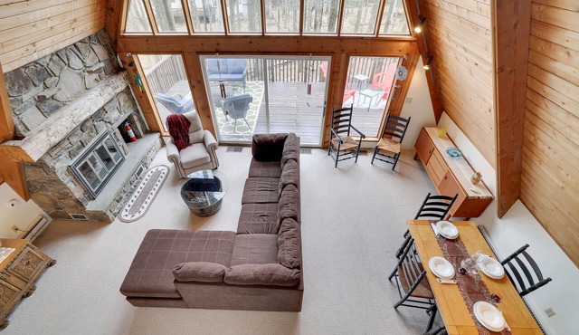 Welcome to Palm Hideaway in The Hideout