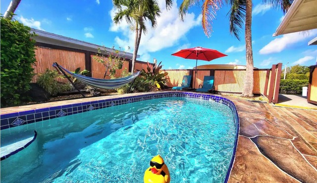 Welcome to Paradise!nPrivate Pool, 40' Dock, Great Location