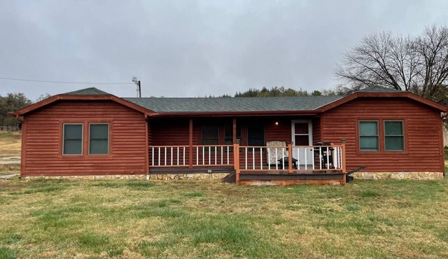 Welcome to Paradise Ranch – Your Peaceful Escape Near Council Bluffs