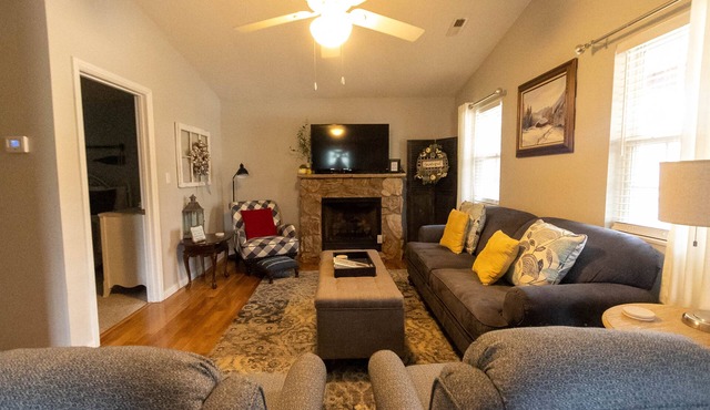 Welcome to “Relax Inn” Retreat at Lake Cumberland – A Perfect Cabin Escape