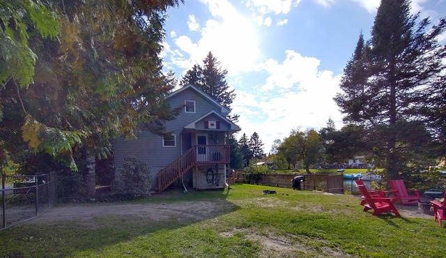 Welcome to Riverside Resort, Fenelon Falls!