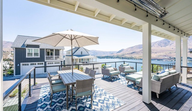 Welcome to Shore Beats Work at The Lookout at Lake Chelan