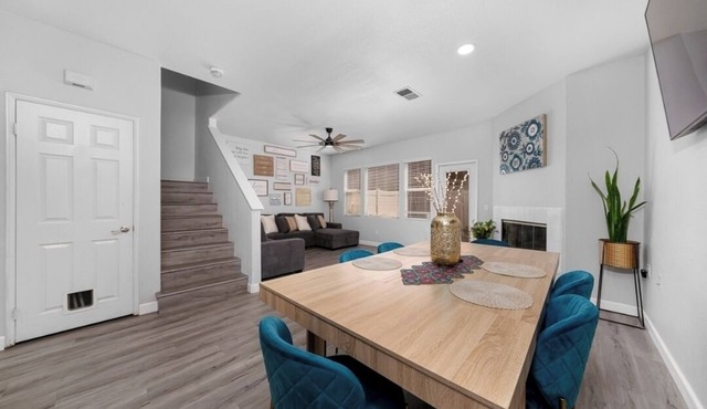 Welcome to Sun-Kissed Retreat, your home-away-from-home in sunny San Diego!