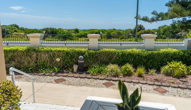 Welcome to SUNRISE ON TERRACE, EVANS HEAD