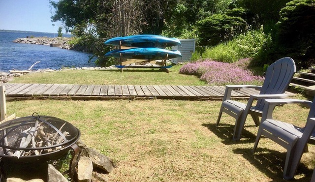 Welcome to Sunset View – Your Lakeside Retreat in Prince Edward County