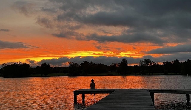 Welcome to Sunset Escape at the Lake! Private Dock, All Seasons Deck and More!